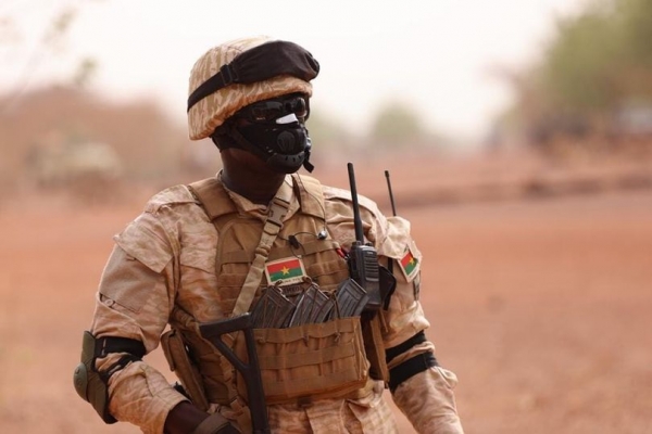 Burkina Faso : l’armée neutralise 8 terroristes et capture 3 suspects