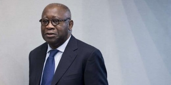 Côte d&#039;Ivoire : Laurent Gbagbo propose la création d&#039;un nouveau parti.