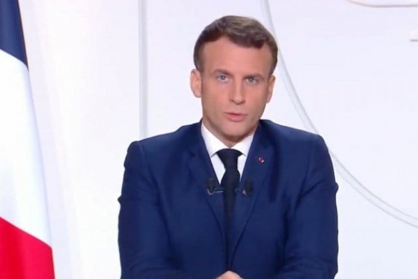 France : Emmanuel Macron giflé lors d&#039;un déplacement dans la Drôme